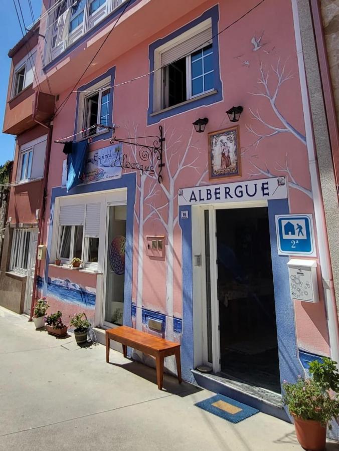 Albergue De Peregrinos La Espiral Finisterre Exteriör bild